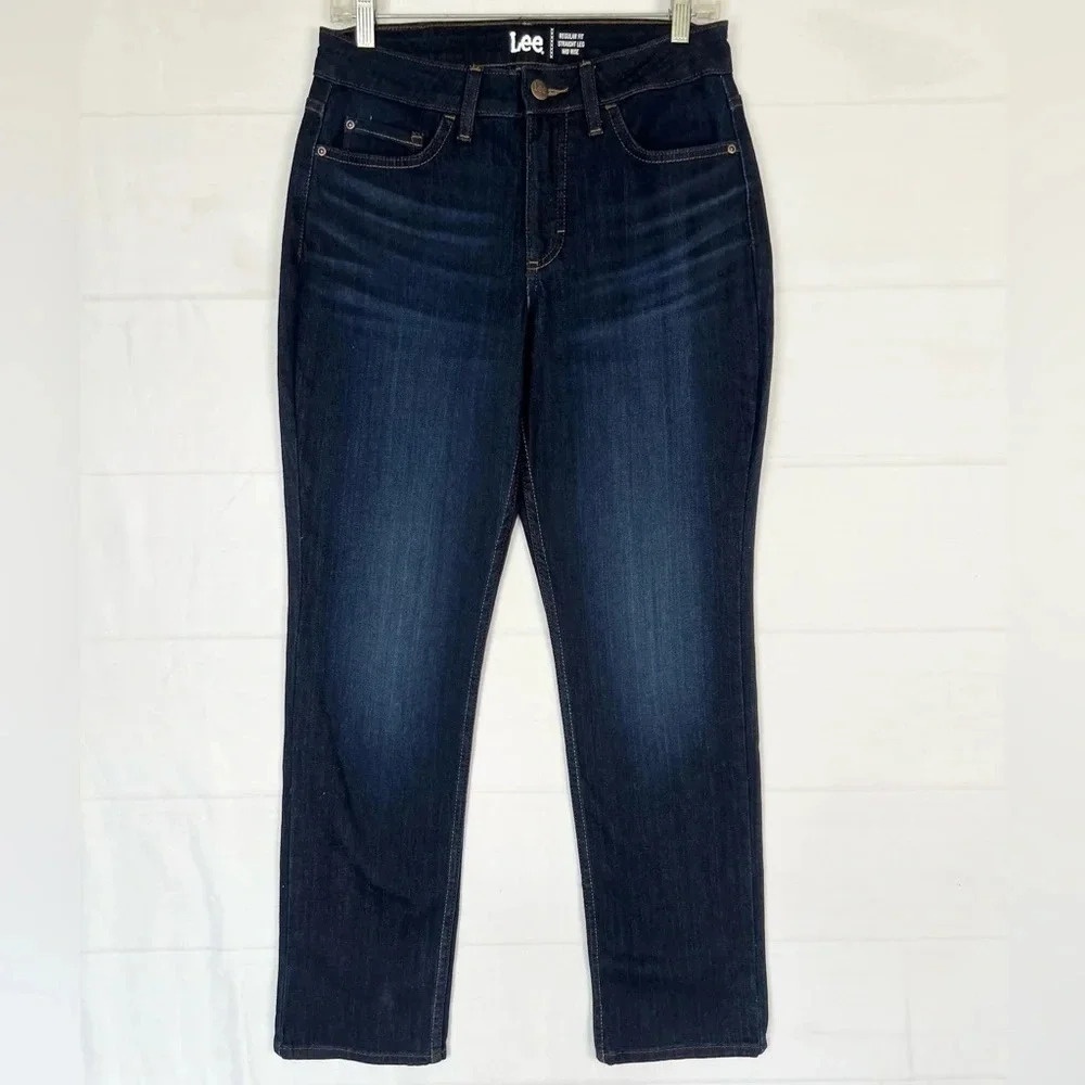 LEE Regular Fit Straight Leg Mid Rise Jeans in Dark Wash Denim NEW Size 8